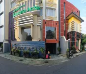 Cozzy Hotel Menara Archie Hôtels à : 