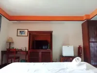 Premium Water Chalet 2