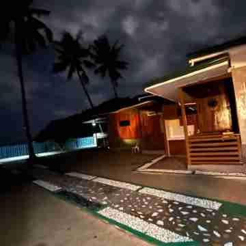 Kattegat Beachfront Villa Hotel Exterior