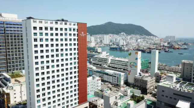 남포 더베이먼트 블링이스턴 감천문화마을 주변 호텔