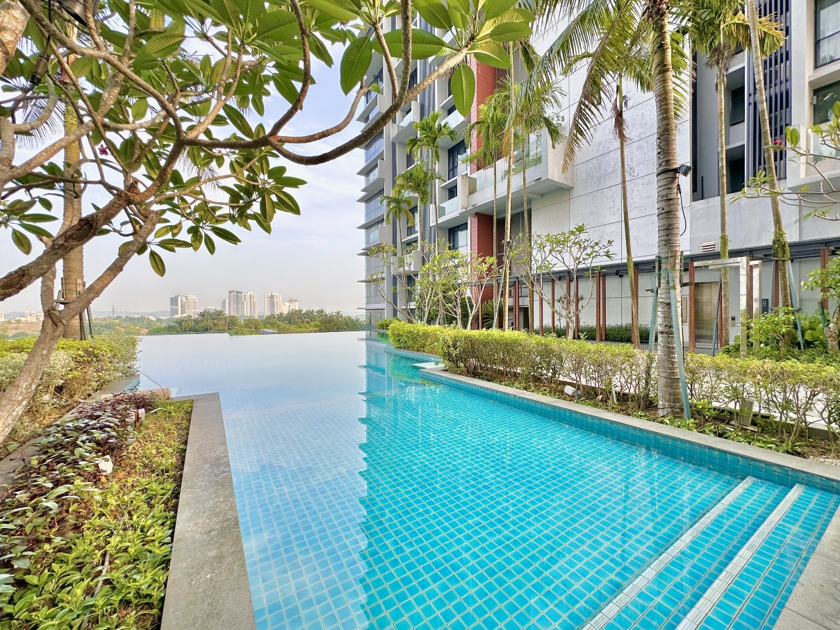 Grand Medini Residence Near Legoland by Stayrene Hotels in Iskandar Puteri