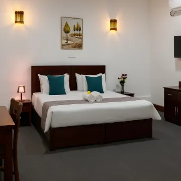 Bansri Villa Mount Lavinia Отели рядом с достопримечательностью «Mt Lavinia Beach»