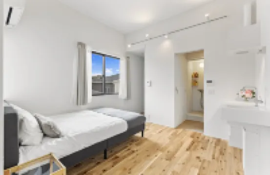 30 secnds away from Zushi Beach! Private Luxury Seaside Villa -MAX 8 ppl. Free Parking Hoteles cerca de Kamegaoka Hachiman Shrine