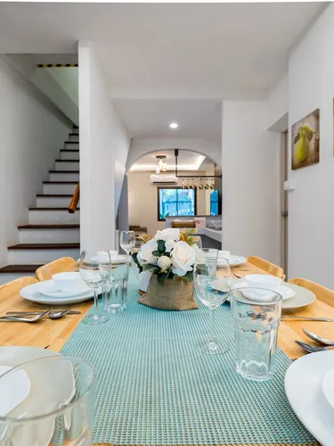 รูปภาพของรักคุณ พัทยา เดินไปซอยบัวขาวและถนนคนเดินได้