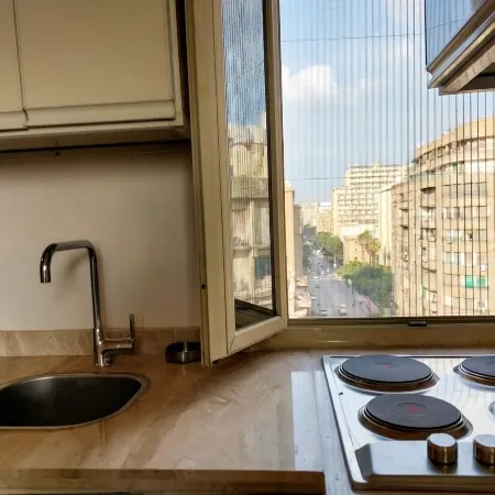 Downtown Private Studio | Rooftop Jacuzzi & Views