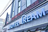 HOTEL DREAM - موقف سيارات