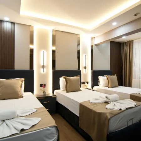 Grand Bagoz Hotel
