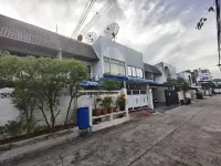 Ekkamai 5BR Town house | Private Onsen | Bangkok VVBKK35 - Bungalows