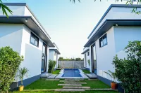 Geza Breeze Residence - Holiday Apartments