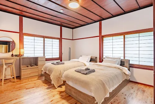 [With a private sauna] A relaxing inn in an old traditional house with a starry sky and a wood stove - Villas