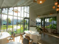 The O-Zone Airport Riviera Lodge 왓 쁘룩사타 주변 호텔