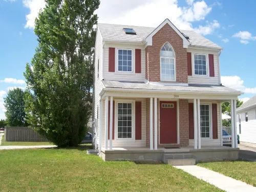 Lakeshore North - Waterloo Hotels in Waterloo