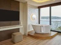 Çırağan Hotel Bosphorus Hotels in Istanbul