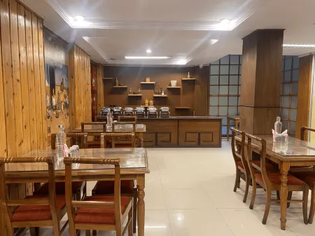 Orangepetal Comfort Himalayan Resort, Darjeeling