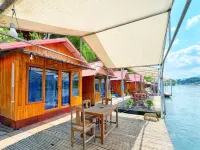 Ban Hao Riverstay Muang Fuang Hotels in Feuang