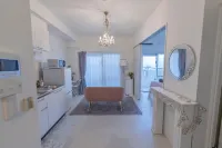 SunSea Okinawa Stunning Ocean View 2BR Sleeps 6 20 min from Airport 3 min to Shopping Mall