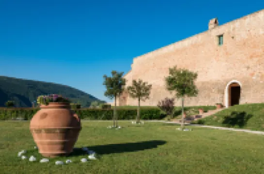 Borgo di Gallano Hotels in 