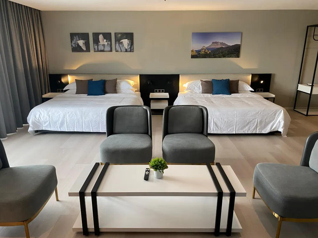 R Hotel Aeropod - Tanjong Aru