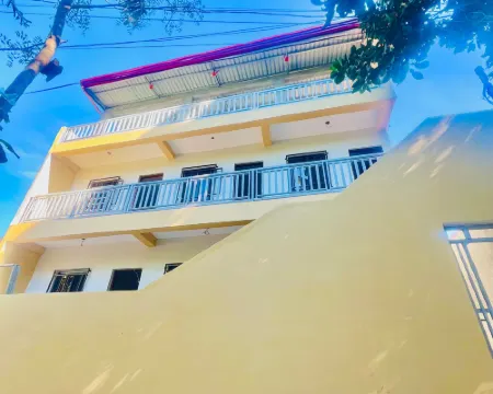 Lipa City Tiny Transient Room リパのホテル