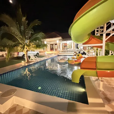 Chill Chill @Khanom Pool Villa