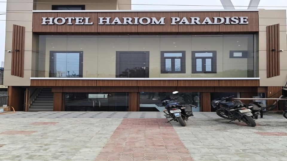 Hotel Hariom Paradise