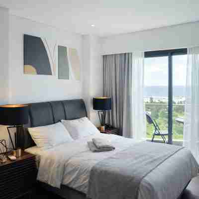 Tambuli Seaside Living 12N - Sea View - Lapu Lapu Rooms