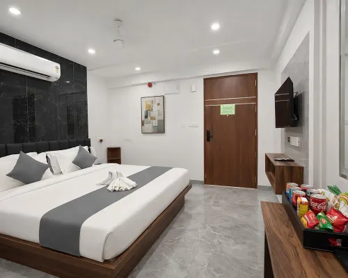 Click Hotel Gachibowli Hyderabad-Hitec City Hotels near Gachibowli