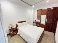 Queen Hotel Quy Nhon - ที่มีที่จอดรถ