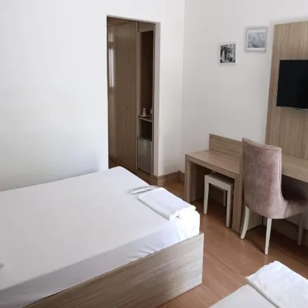 Grand Center Boutique Hotel