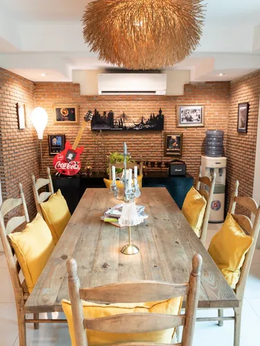 รูปภาพของLeHideAway