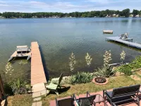 The Wellington Lake Cottage فنادق في Middlebury