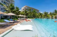 The Ocean Suites - Private Pools