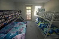 Unit Close to Airport, Hospital, Shops & Transport