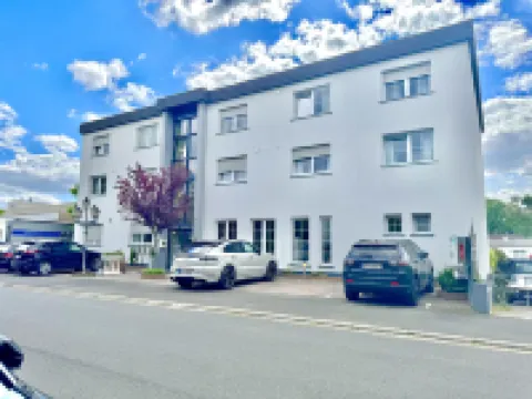 AR Boutique Hotel Heusenstamm Hotel di 