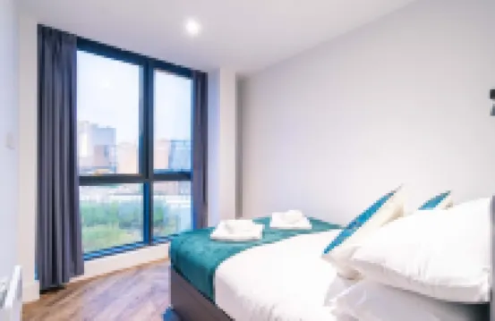 Stunning 2 & 3 Bed Apartments in Central Manchester with Security