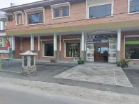 Gondang Sivali Hotel Hotels in Tomok