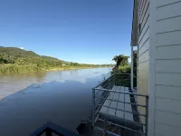 Nicha villa riverfront Thaton Hotels in Mae Ai