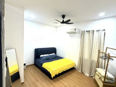 1851 Homestay