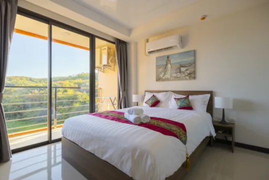 รูปภาพของCozy Flat with Nice View at Nai Harn Beach
