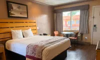 Om Park Inn and Suites El Cajon near San Diego