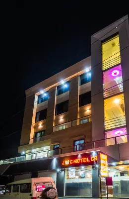 JMC HOTEL G9, PITHAMPUR Hotels in 