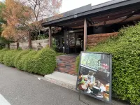 Smile Base Tennoji Hotels near Hirano Ward