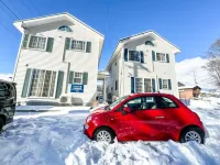 New 99m² home with private sauna and Mt. Asama view, near Karuizawa Outlet and Sora Building. Hotels in Miyota