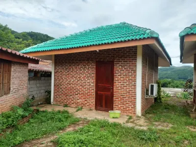 Ethnic Guesthouse Hoteles cerca de ບ້ານປຸ່ງ Poung Village