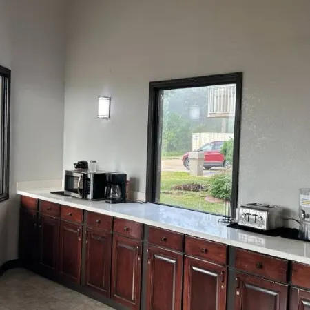 Studio 6 Hammond, LA I12 I55