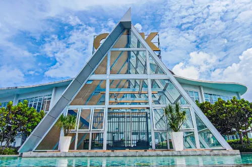 Cloud Deck at Windmill Upon Hills Genting Highland by HCK