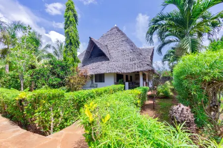 Villa Dora Отели в г. Мсамбуэни