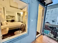 Skylux Hanoi Homestay 鄰近Tek Cafe的酒店