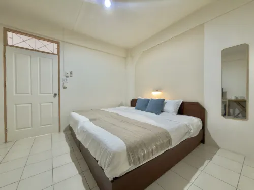 Baan B Service Apartment