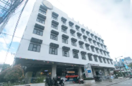 RedDoorz Premium @ MyTown New York